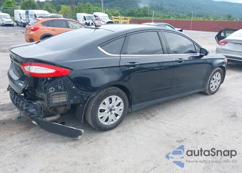 2014 Ford Fusion S z USA, uszkodzony, nr VIN 3FA6P0G73ER327997